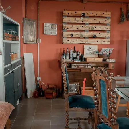 La Buonora Bed & Breakfast Sinio