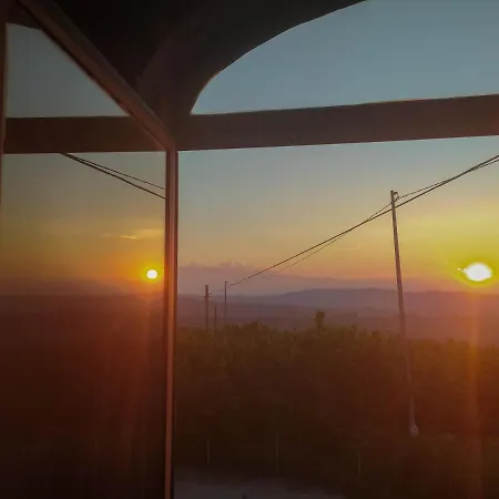 La Buonora Bed & Breakfast Sinio