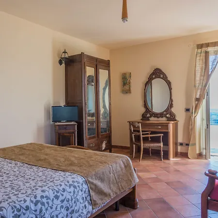 Bed & Breakfast La Buonora Sinio